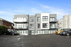 16 South Coast Road, Peacehaven