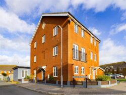 Montreal Close Peacehaven