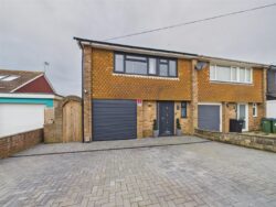 Piddinghoe Avenue, Peacehaven